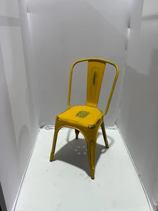 כסא דרותי רגיל צהוב