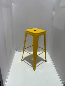 כסא בר דורתי צהוב ללא משענת