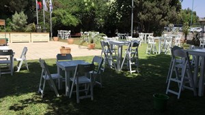 שולחן בית קפה לבן 80/80 ,שולחן בר לבן 70/70